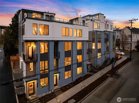 957 N 35th Street Seattle WA 98103