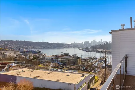 957 N 35th Street Seattle WA 98103