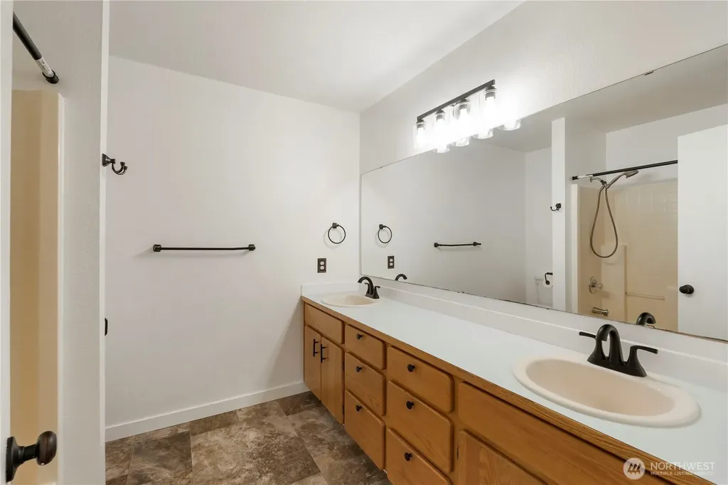 8710 203rd St E Spanaway WA 98387