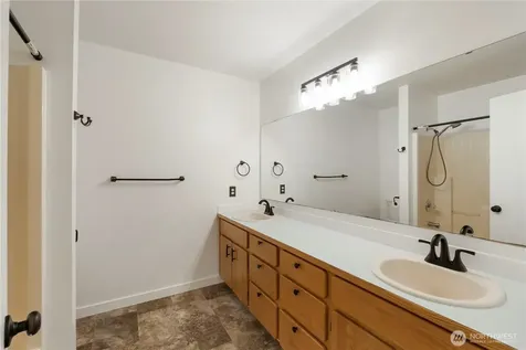 8710 203rd St E Spanaway WA 98387