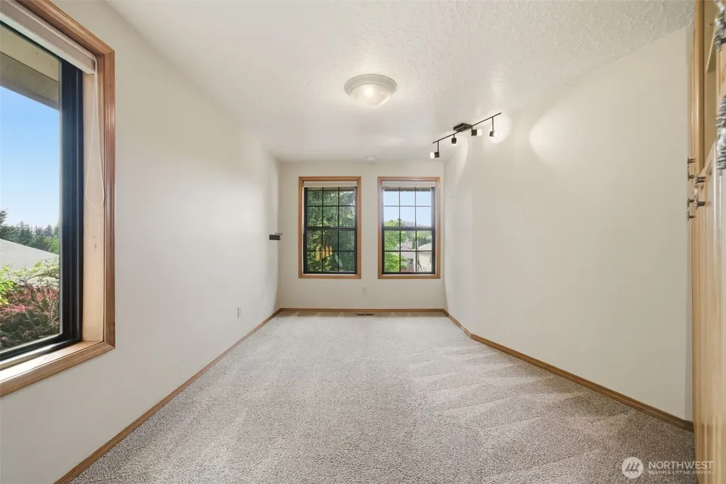 1806 42nd Court Washougal WA 98671