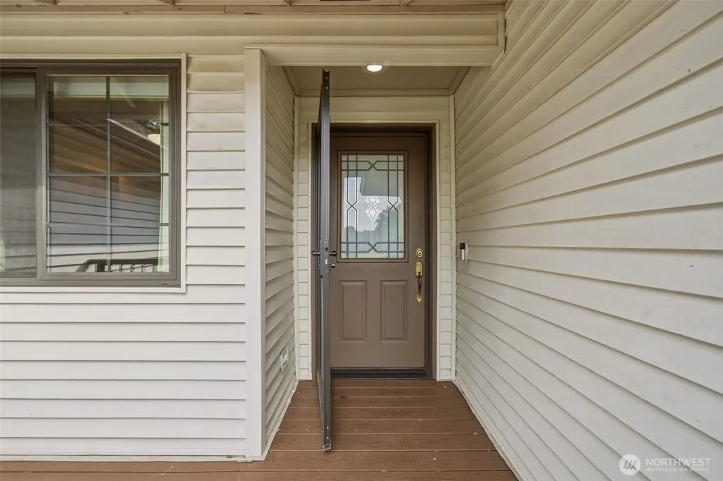 1806 42nd Court Washougal WA 98671