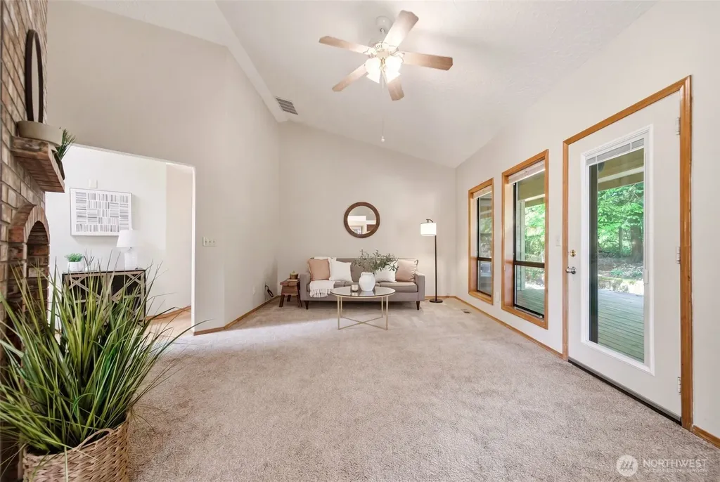 1806 42nd Court Washougal WA 98671