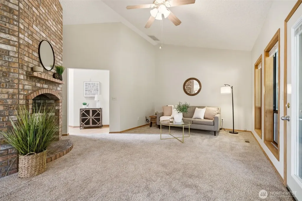 1806 42nd Court Washougal WA 98671