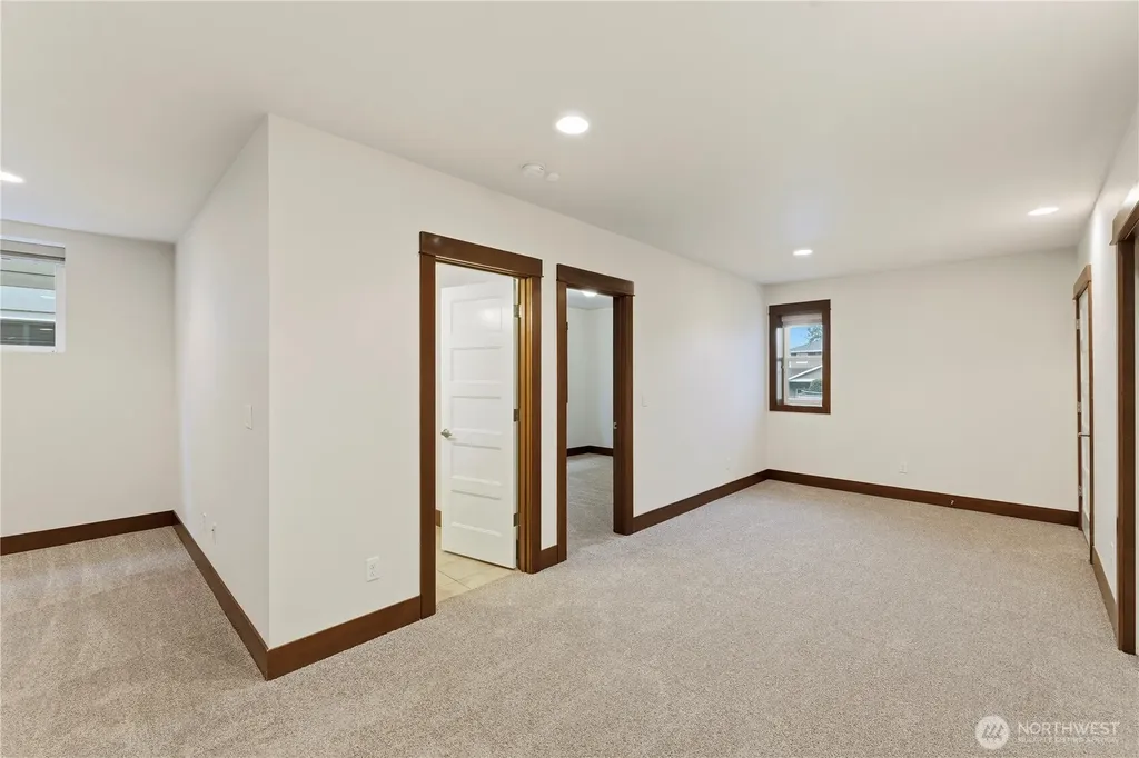18407 Hawksview Drive Arlington WA 98223