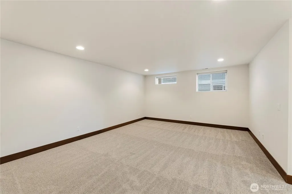 18407 Hawksview Drive Arlington WA 98223