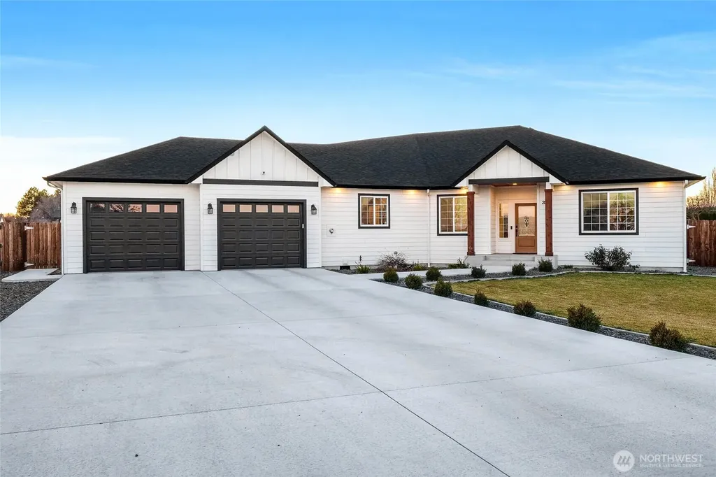 2054 H.2 NE Moses Lake WA 98837