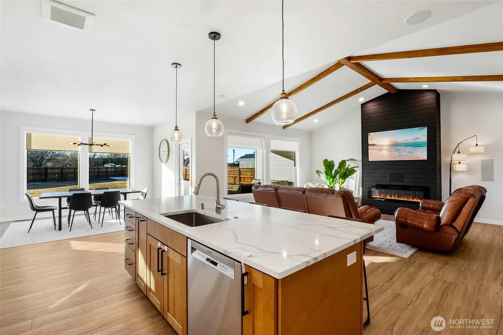 2054 H.2 NE Moses Lake WA 98837