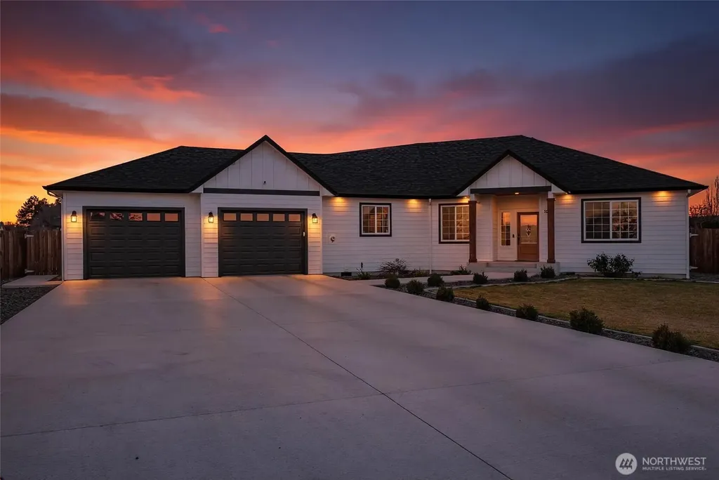 2054 H.2 NE Moses Lake WA 98837