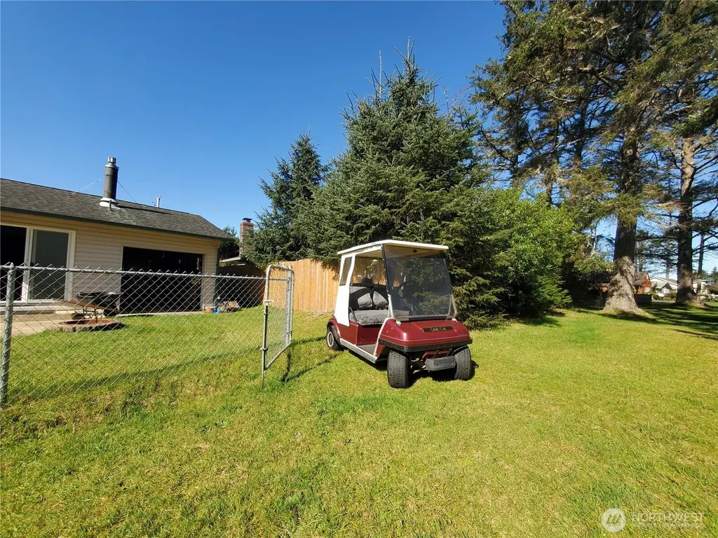 198 Octopus Avenue NE Ocean Shores WA 98569