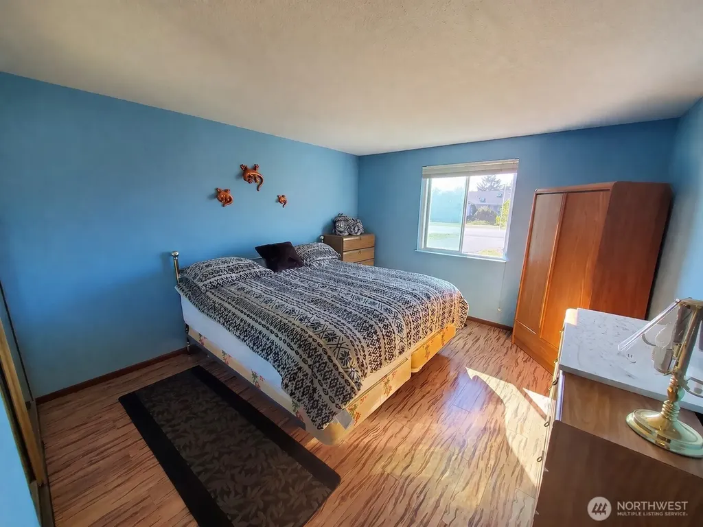 198 Octopus Avenue NE Ocean Shores WA 98569