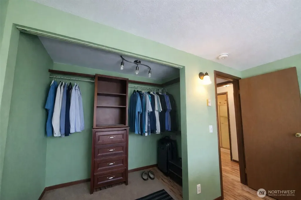 198 Octopus Avenue NE Ocean Shores WA 98569