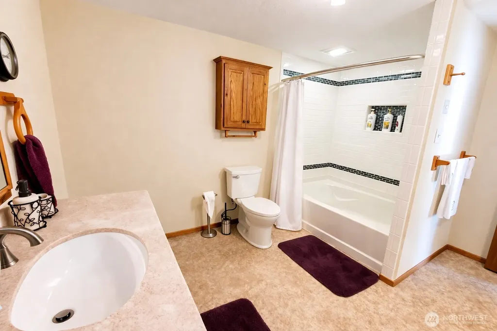 198 Octopus Avenue NE Ocean Shores WA 98569