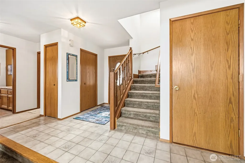 1813 E 3rd Street Port Angeles WA 98362