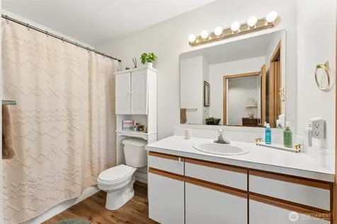 4016 7th Street SW Puyallup WA 98373