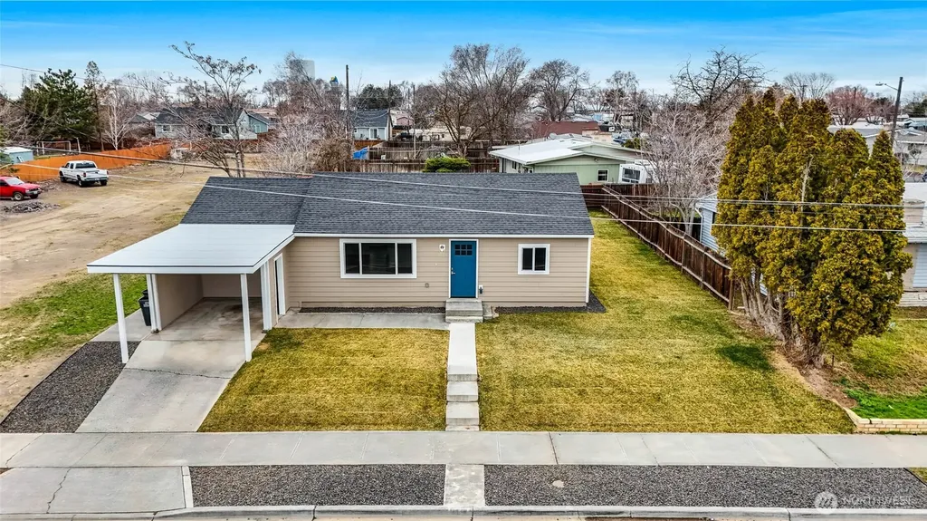 3120 W Lakeside Drive Moses Lake WA 98837