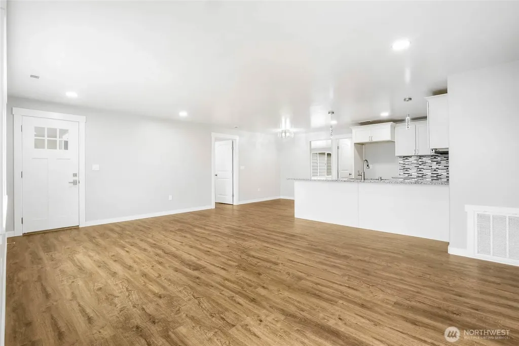 3120 W Lakeside Drive Moses Lake WA 98837