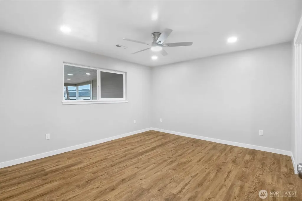 3120 W Lakeside Drive Moses Lake WA 98837