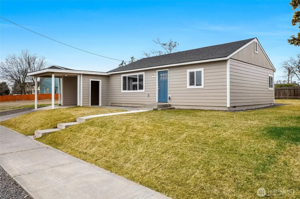 3120 W Lakeside Drive Moses Lake WA 98837