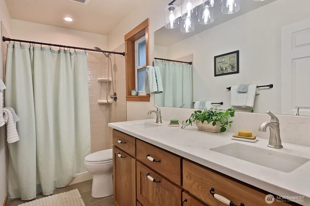 2903 Hi Crest Road Langley WA 98260