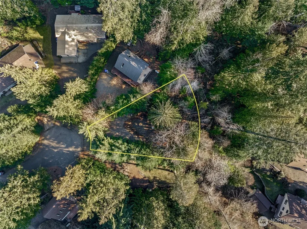 30 N Discovery Place Hoodsport WA 98548