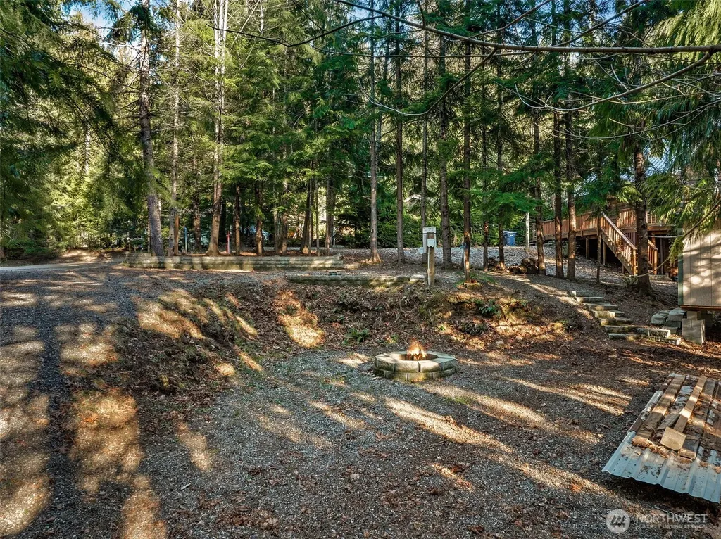 30 N Discovery Place Hoodsport WA 98548
