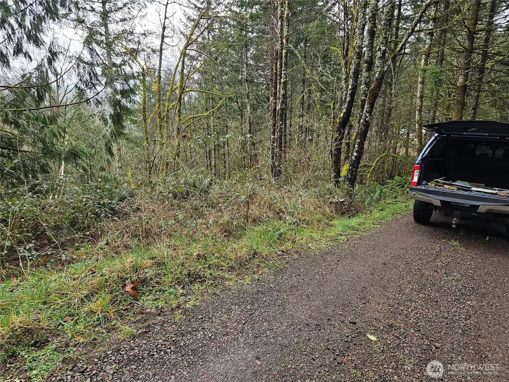 573 Clearwater Road Kelso WA 98626