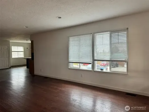 21 Orchard Loop Road N Tonasket WA 98855