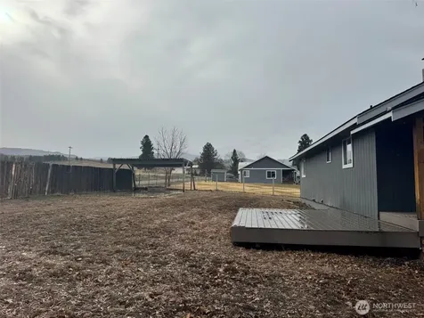 21 Orchard Loop Road N Tonasket WA 98855