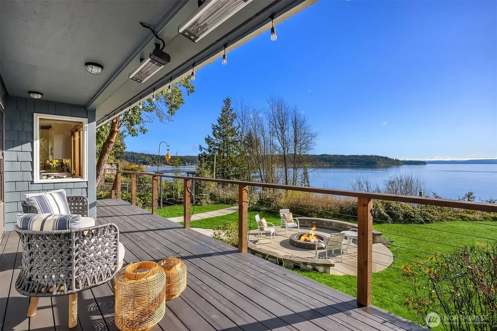 18978 Angeline Avenue NE Suquamish WA 98392