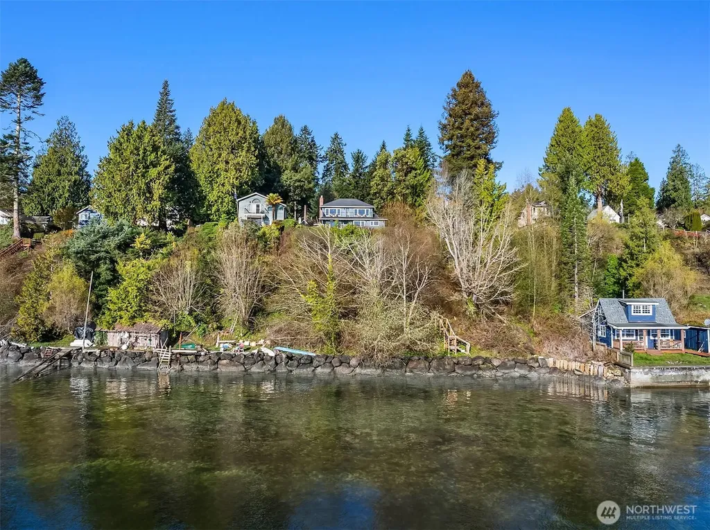 18978 Angeline Avenue NE Suquamish WA 98392