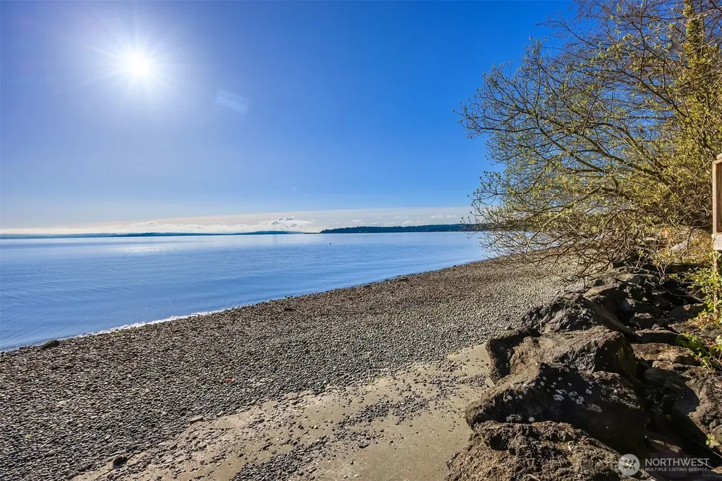 18978 Angeline Avenue NE Suquamish WA 98392