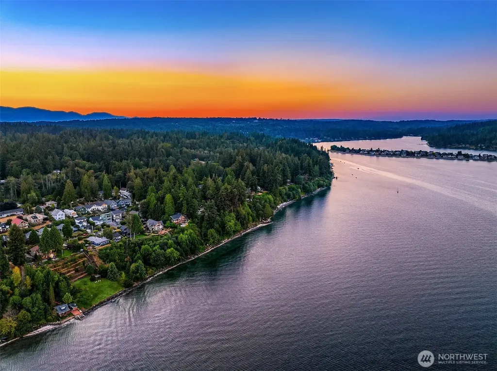18978 Angeline Avenue NE Suquamish WA 98392
