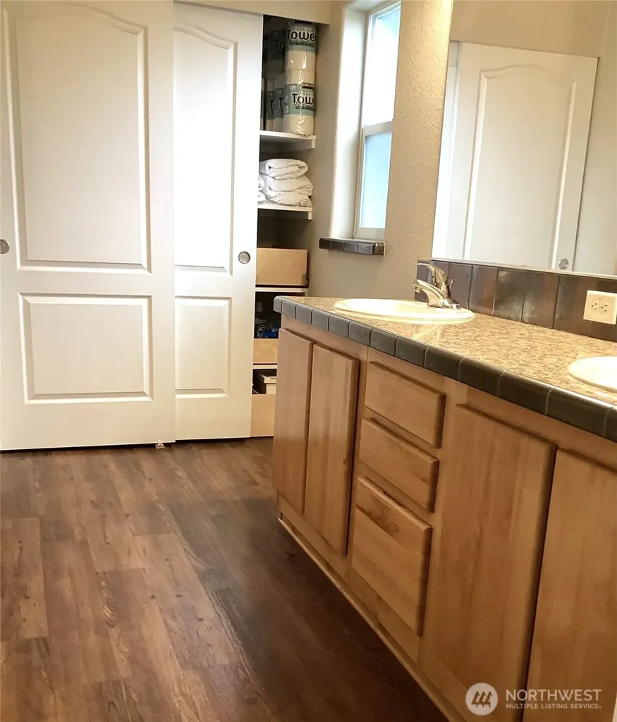 4515 176th St Street SW Lynnwood WA 98037