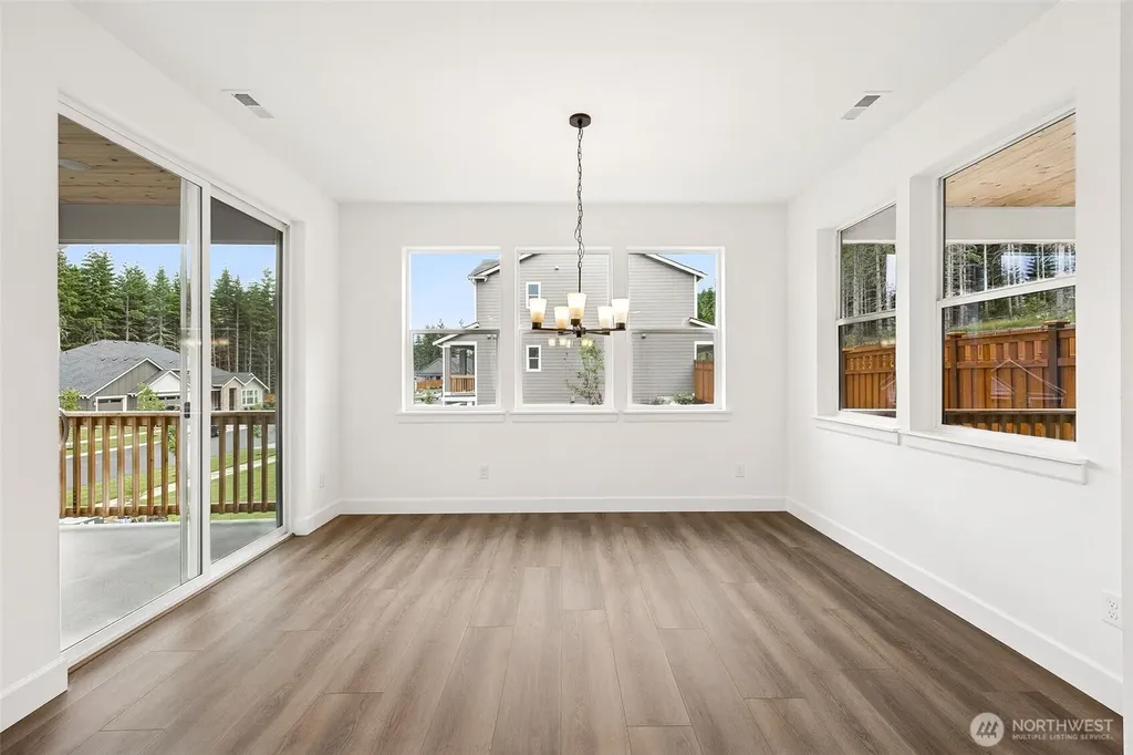 15602 210th Avenue E Bonney Lake WA 98391