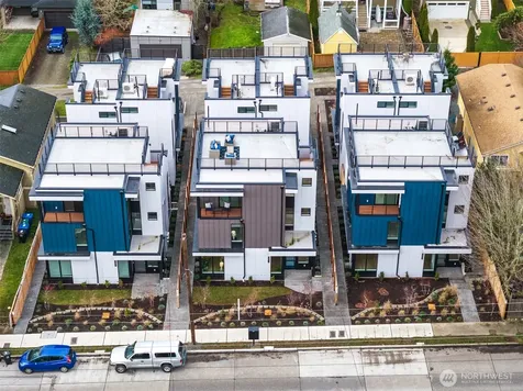 8831 Wallingford Avenue N Seattle WA 98103