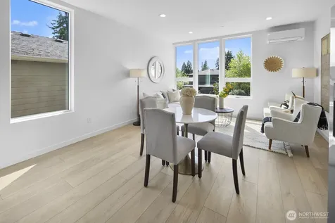 8831 Wallingford Avenue N Seattle WA 98103
