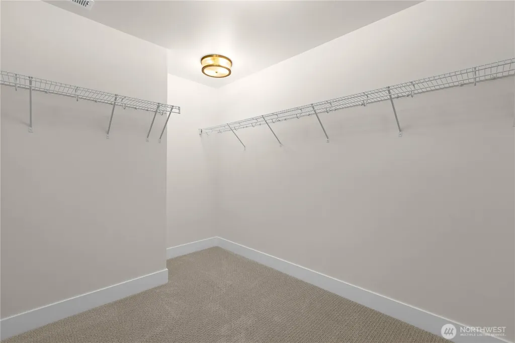 1632 Lockridge Loop E Enumclaw WA 98022