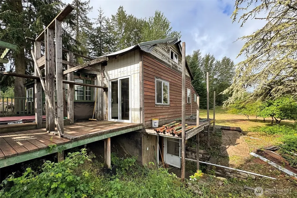 3951 S Tyler Road Port Angeles WA 98363