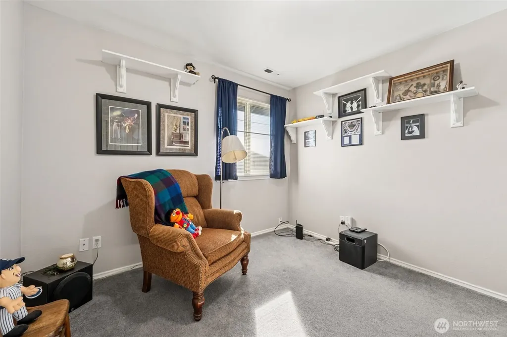 385 Eagle Nest Court SE Ocean Shores WA 98569