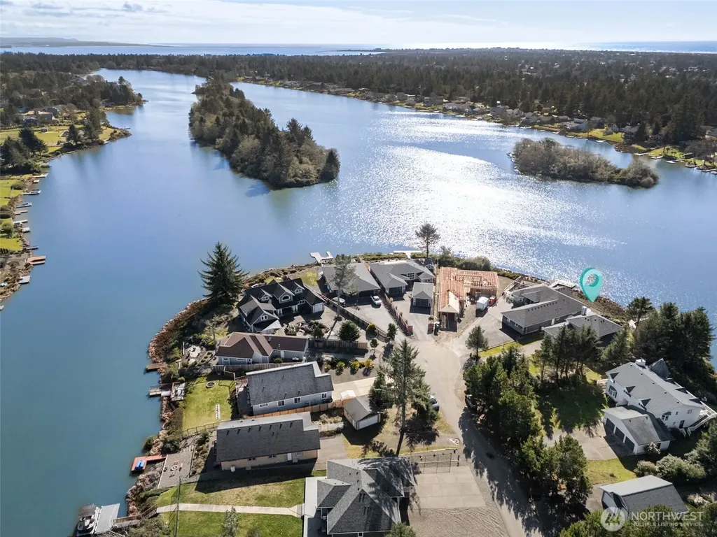 385 Eagle Nest Court SE Ocean Shores WA 98569