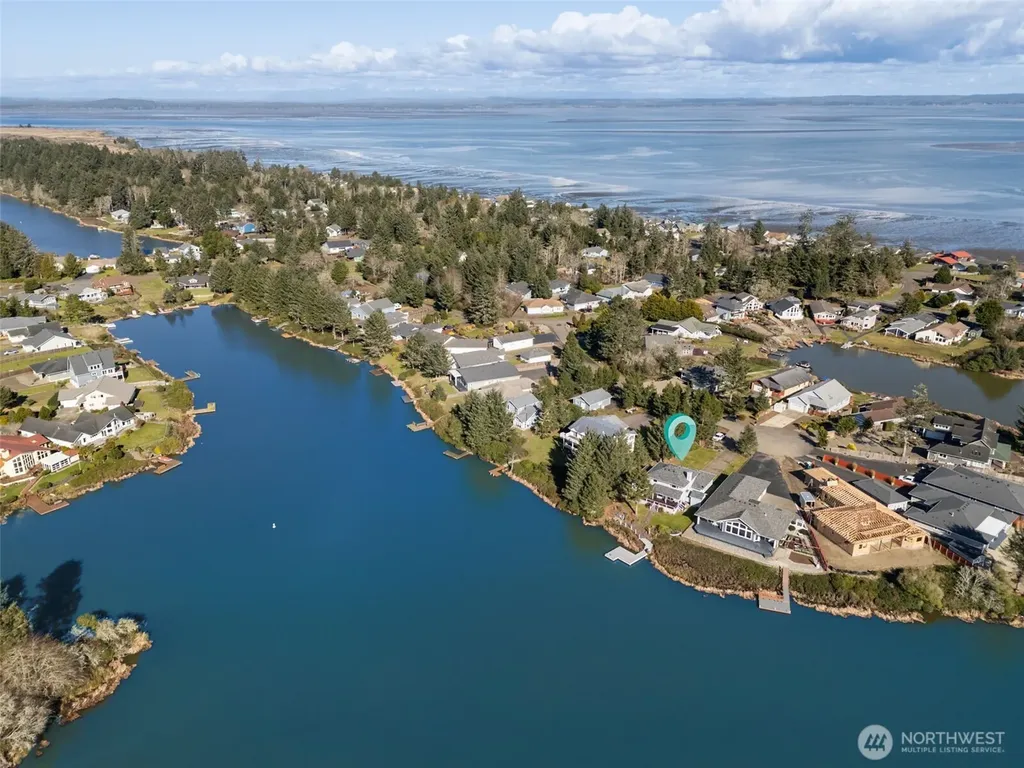 385 Eagle Nest Court SE Ocean Shores WA 98569