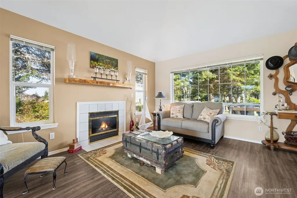 385 Eagle Nest Court SE Ocean Shores WA 98569