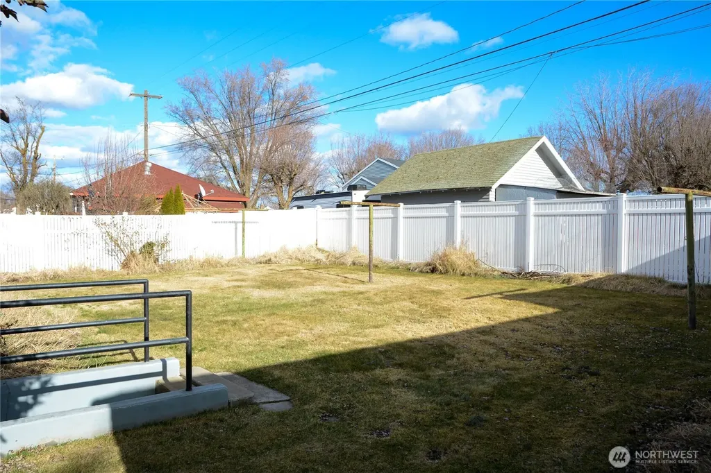 206 E 3rd Avenue Ritzville WA 99169