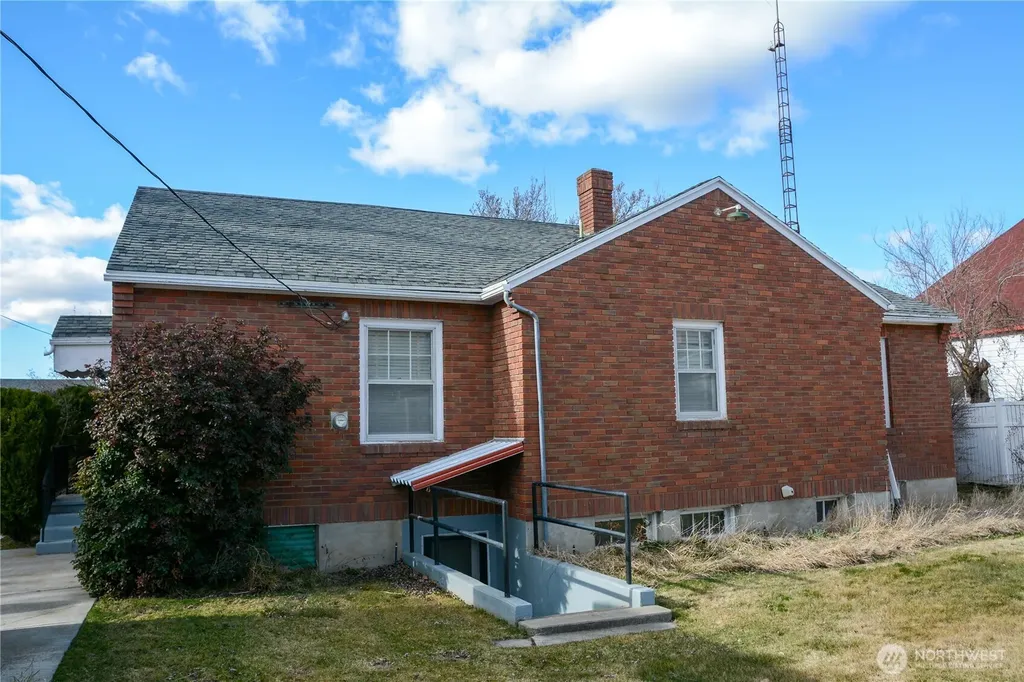 206 E 3rd Avenue Ritzville WA 99169