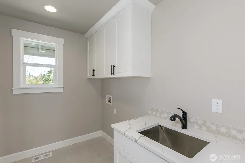 20317 94th Drive NE Bothell WA 98011