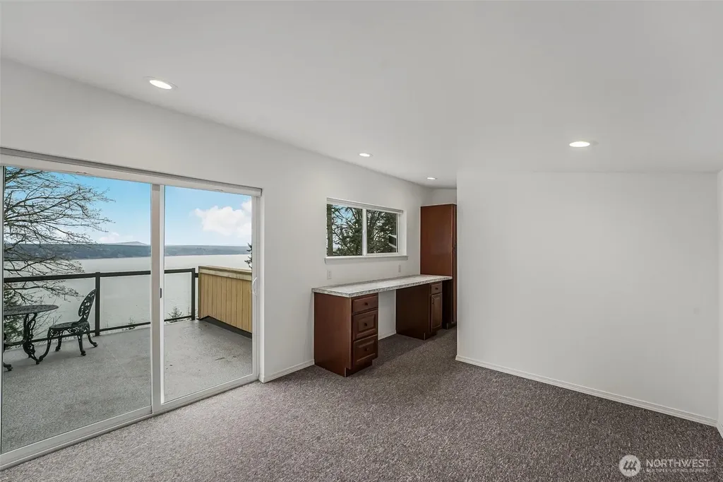3968 S East Camano Drive Camano Island WA 98282