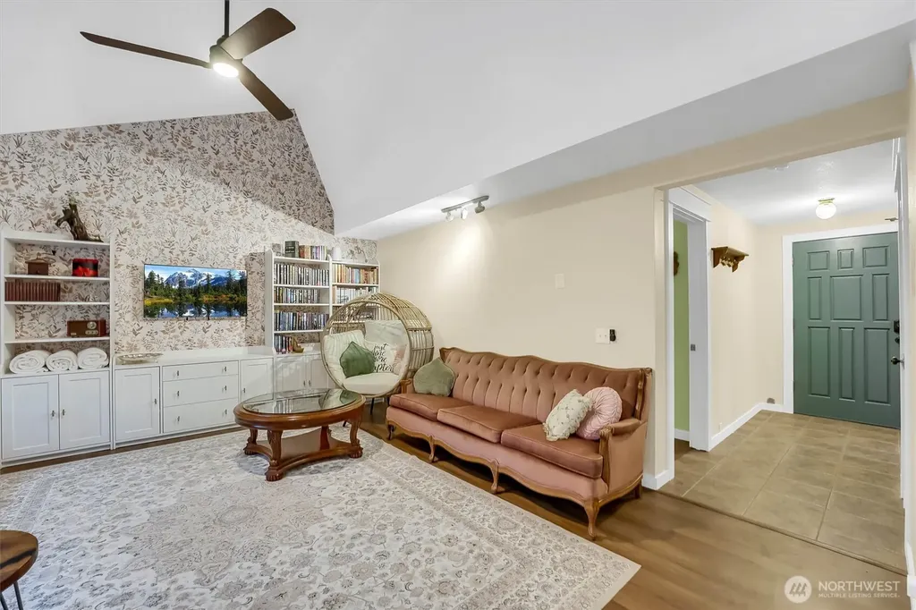 11807 Dogwood Place Anderson Island WA 98303