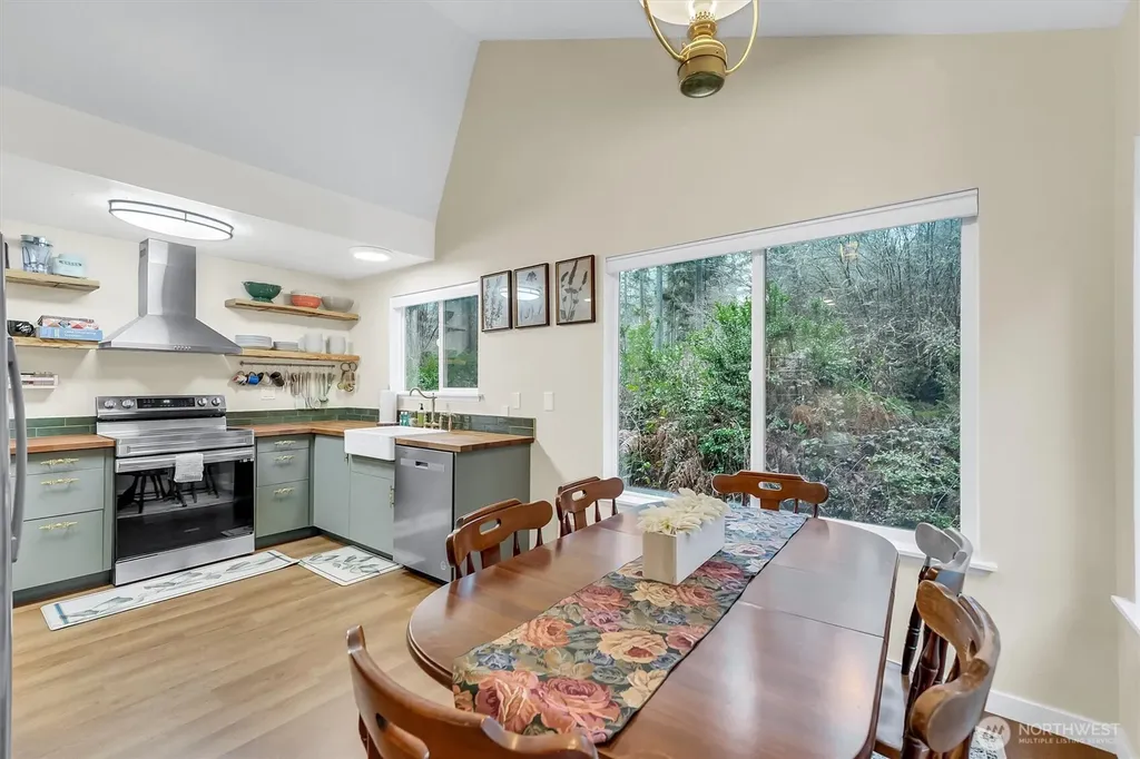 11807 Dogwood Place Anderson Island WA 98303