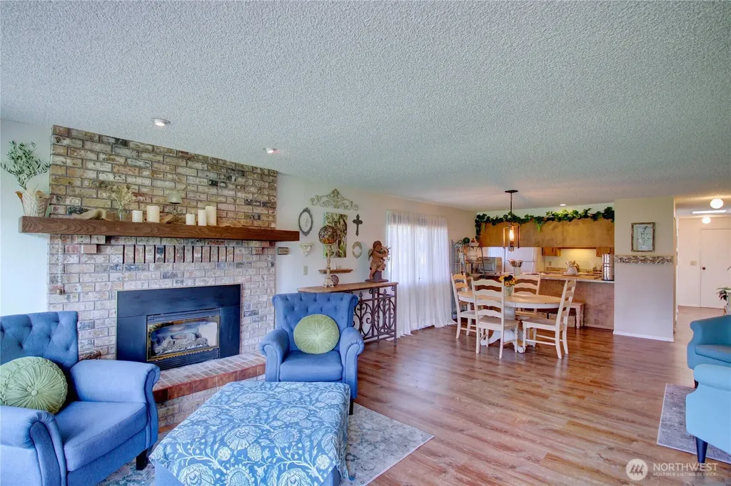 12492 Gwen Drive Burlington WA 98233